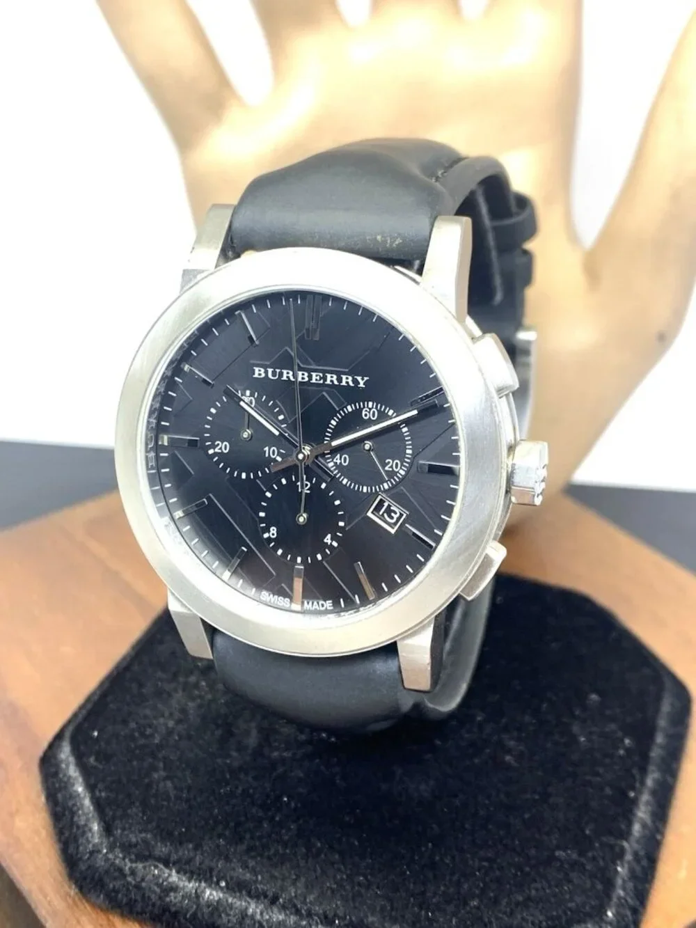 Burberry Men's Watch BU9356 Swiss Quartz Chronograph Black Dial Black Strap 42mm
